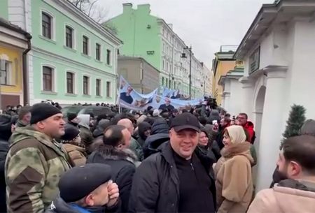 ՄՈՍԿՎԱՅՈՒՄ ՀԱՅԵՐԸ ՓԱՇԻՆՅԱՆԻՆ «ԴԻՄԱՎՈՐԵԼ ԵՆ» ԲԱԶՄԱՄԱՐԴ ԲՈՂՈՔԻ ՑՈՒՅՑՈՎ․ Baza