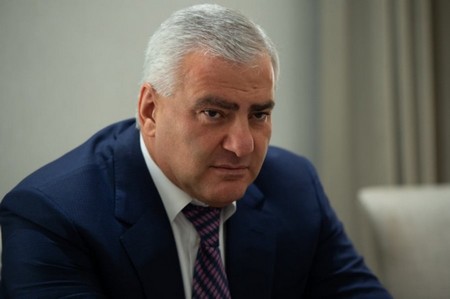 ՍԱՄՎԵԼ ԿԱՐԱՊԵՏՅԱՆԻ ԿԱԼԱՆՔԻ ԺԱՄԿԵՏԸ 2 ԱՄՍՈՎ ԵՐԿԱՐԱՁԳՎԵՑ ՍԱՄՎԵԼ ԿԱՐԱՊԵՏՅԱՆԻ ԿԱԼԱՆՔԻ ԺԱՄԿԵՏԸ 2 ԱՄՍՈՎ ԵՐԿԱՐԱՁԳՎԵՑ